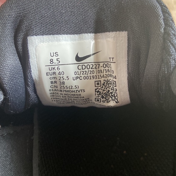 Nike Roshe One Women’s 8.5 - Picture 4 of 4